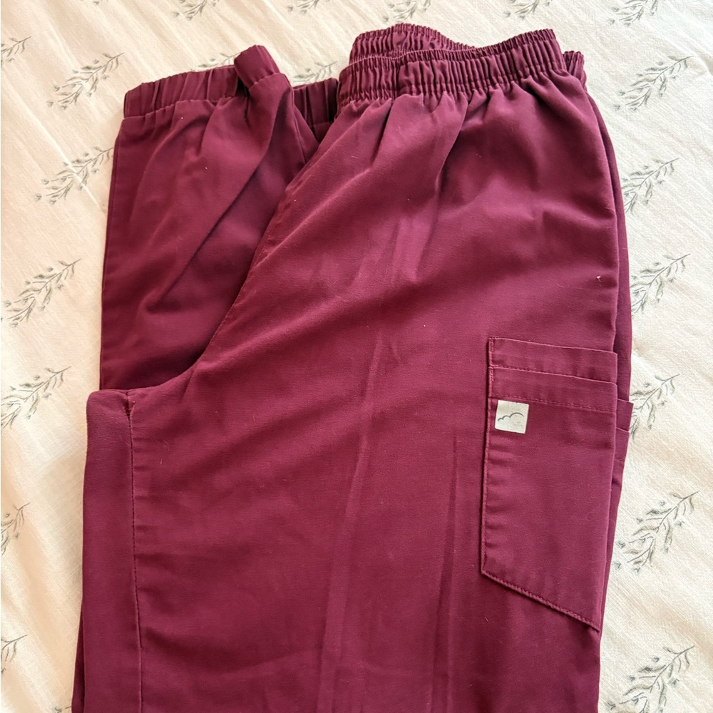 Butter Women's Scrub Pants in Burgundy